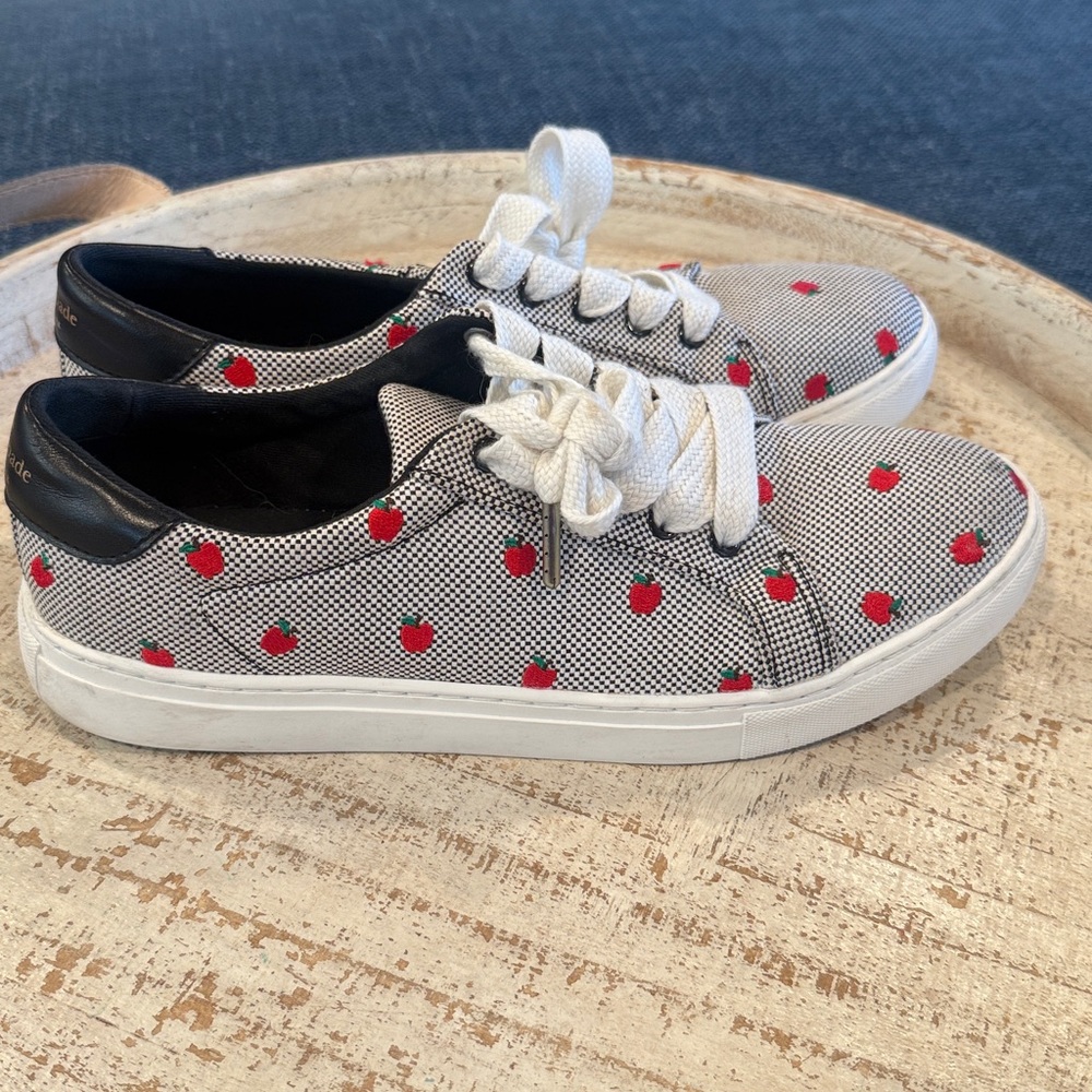 Kate Spade Athena 2 Apple Sneakers sold out size 9B